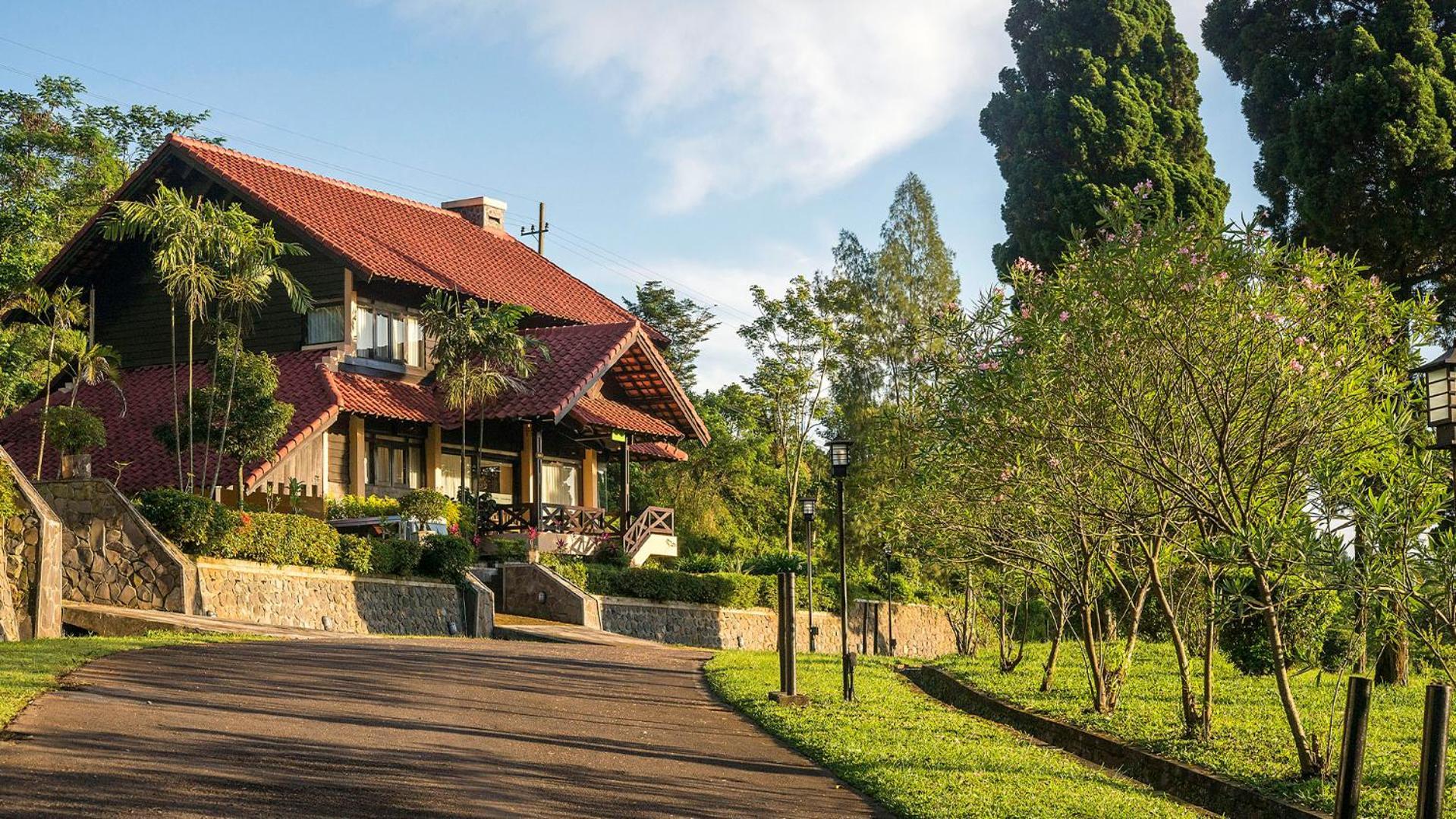 Grand Whiz Hotel Bromo Exterior photo